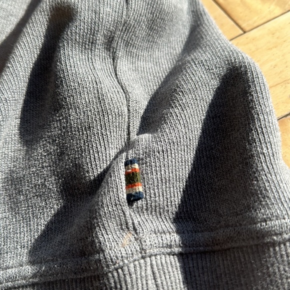 Eddie Bauer Sweater - Picture 5 of 9